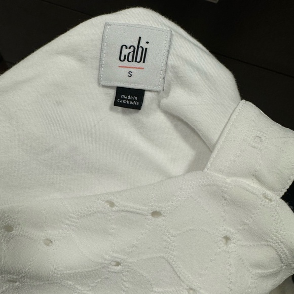 Cabi Eyelet top - Picture 3 of 6